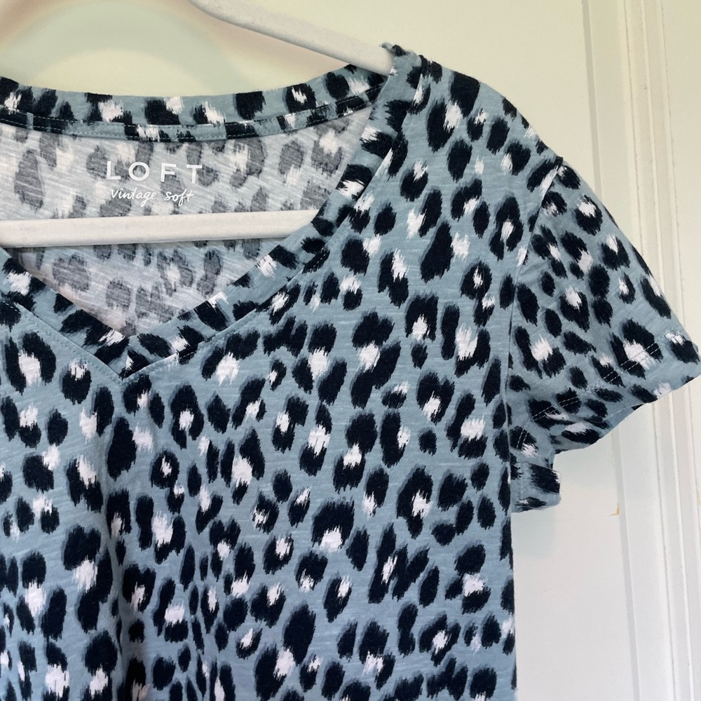 Loft Tee - Picture 4 of 5